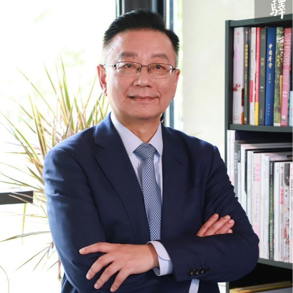 冯伟标 