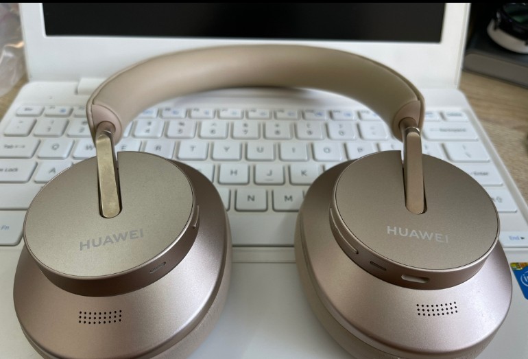 华为 freebuds studio 无线耳机