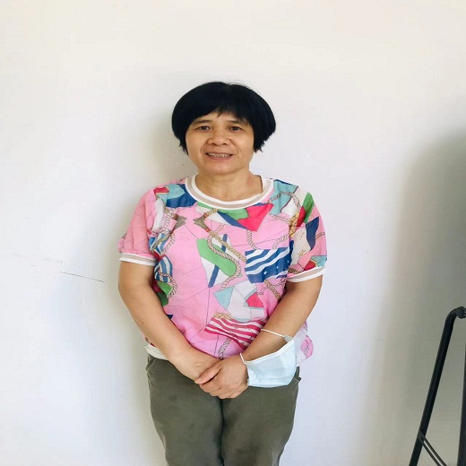 闭小琼阿姨 住家保姆,不住家保姆 广东人 54岁 8年经验 初中学历 做家务,全职带孩子