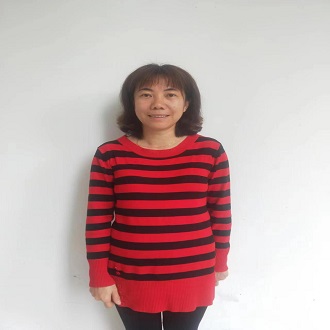 曾阿姨 住家保姆,小时工 广东人 50岁 3年经验 初中学历 做家务