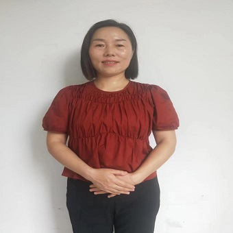 李阿姨 不住家保姆 湖北人 46岁 1年经验 初中学历