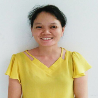 庞阿姨 住家保姆,育儿嫂 广东人 38岁 3年经验 初中学历 做家务,辅助带孩子,全职带孩子