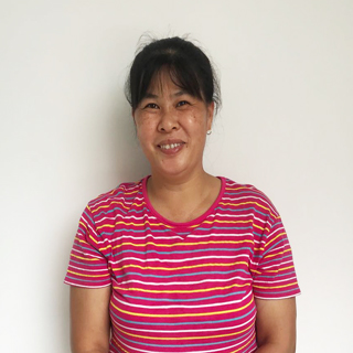 李满招阿姨 不住家保姆,小时工 广东人 45岁 7年经验 小学学历 做家务