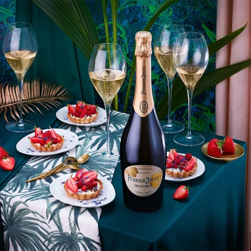 巴黎之花（Perrier Jouet）特级干型香槟 法国 葡萄酒 750ml * 6瓶