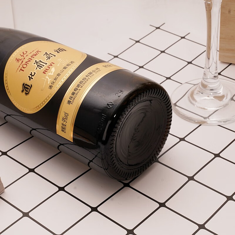 通化 1937 （TONHWA）通化葡萄酒红酒 大如意甜酒 山葡萄酒 国产甜酒9度720ml 整箱6