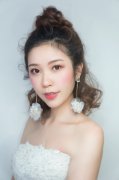 Doris洛絲化妆造型 总监化妆师-Helen +1 317 收藏