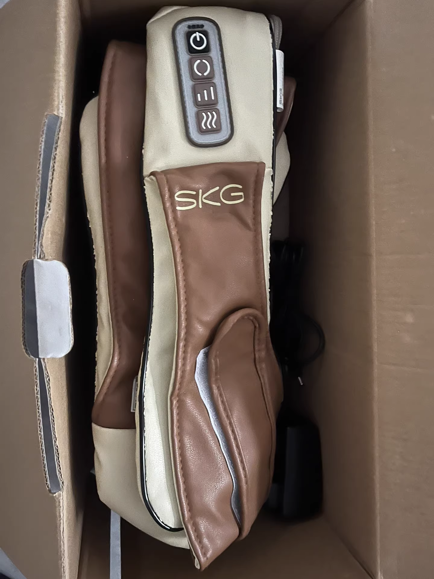 SKG肩颈按摩器，型号4069，充电款，揉捏披肩