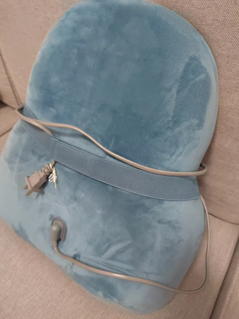 SKG按摩腰靠，还有全套整盒包装还在