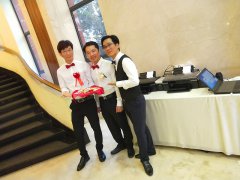 资深婚礼主持人、司仪∶宇标
