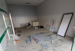 肇庆市端州四路41号第四幢首层临街第31卡商铺