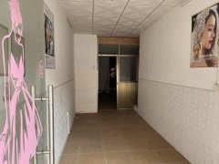 肇庆市桥北路百花园百合苑第五幢首层商场临街西起第8卡铺位