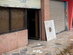 肇庆市禹门坊一幢208卡铺位